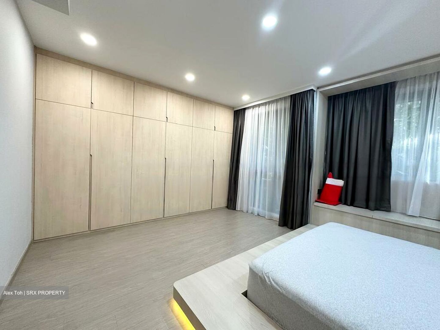 Hundred Palms Residences (D19), Condominium #466884121